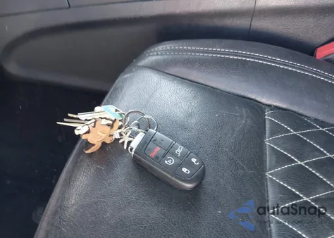 2020 Jeep Grand Cherokee Altitude 4X4 z USA, uszkodzony, nr VIN 1C4RJFAGXLC199564